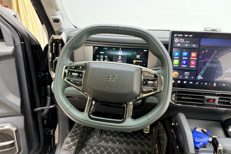 捷途旅行者 2023款 2.0T 四驱穿越PRO中控内饰7002