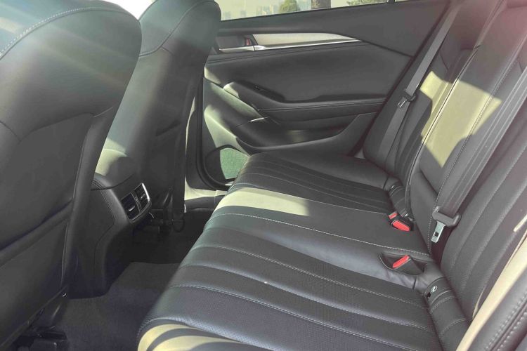 马自达 阿特兹 2020款 2.5L 蓝天运动版中控内饰7006