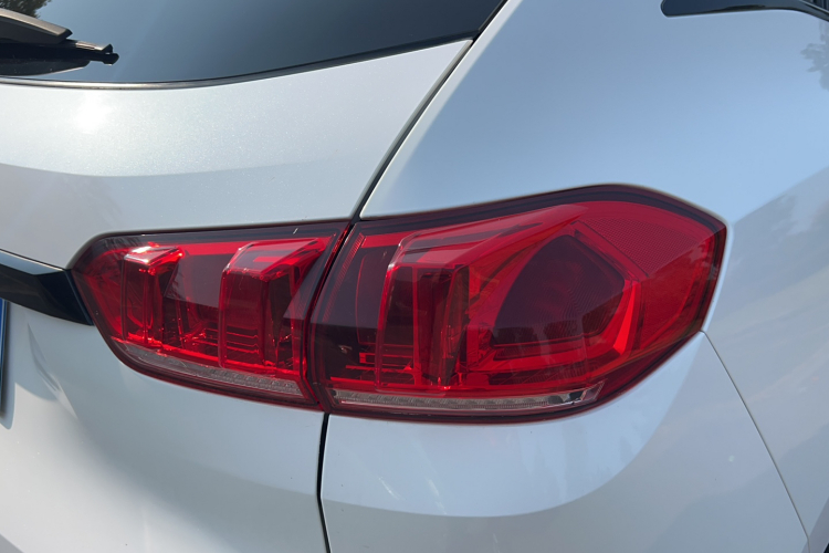 魏牌 VV5 2017款 2.0T 旗舰型车身外观6006