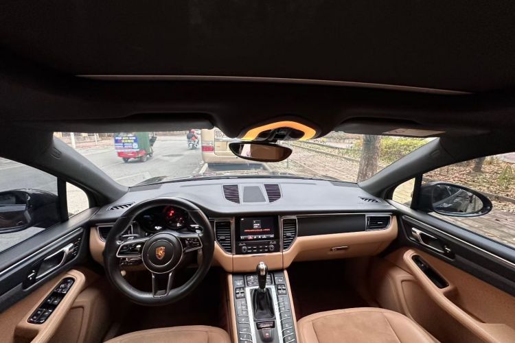 保时捷 2017款  Macan 2.0T中控内饰7003