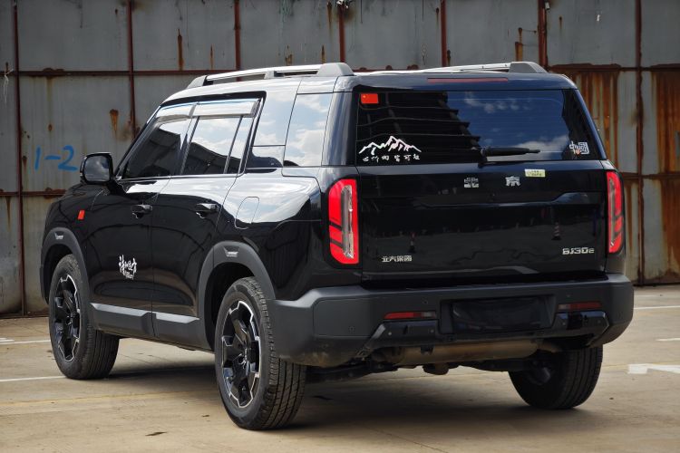 北京BJ30 2024款 1.5T 魔核电驱进阶版车身外观6004