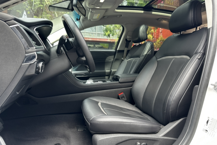 福特 金牛座 2018款 EcoBoost 245 卓越型 国V中控内饰7012