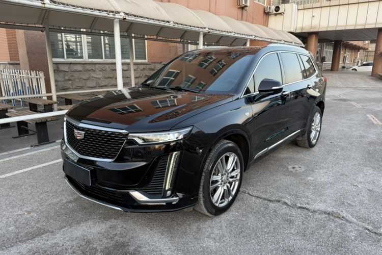 凯迪拉克XT6 2022款 2.0T 七座四驱豪华型车身外观6003