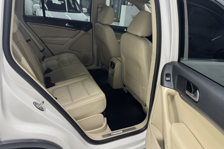 大众 途观 2015款 1.8TSI 自动两驱豪华型中控内饰7009