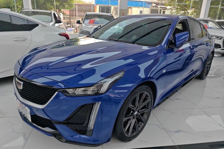 凯迪拉克CT5 2021款 28T 铂金运动型车身外观1