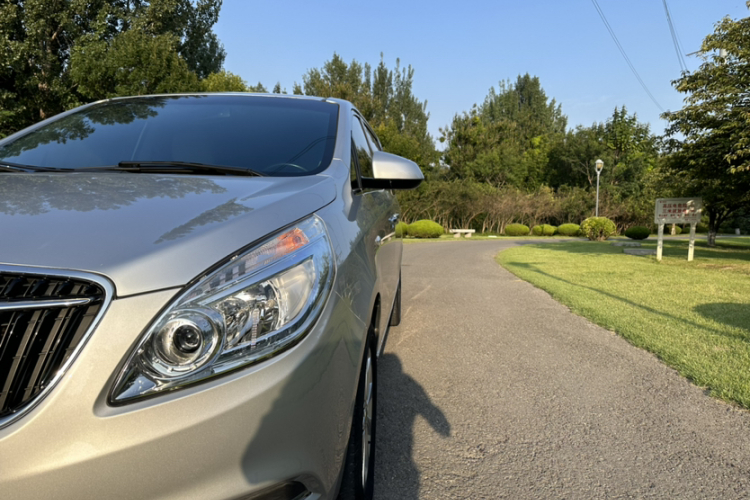 别克GL8 2018款 28T 豪华型 国VI车身外观6011