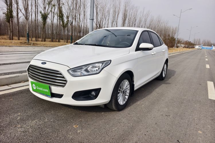 福特 福睿斯 2015款 1.5L 手动舒适型车身外观6001