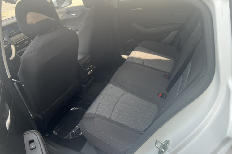 荣威i5 2026款 1.5L 手动舒享版中控内饰7003