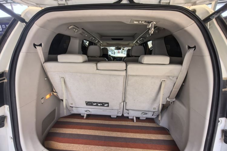 广汽传祺 传祺M8 2018款 320T 旗舰版中控内饰7009