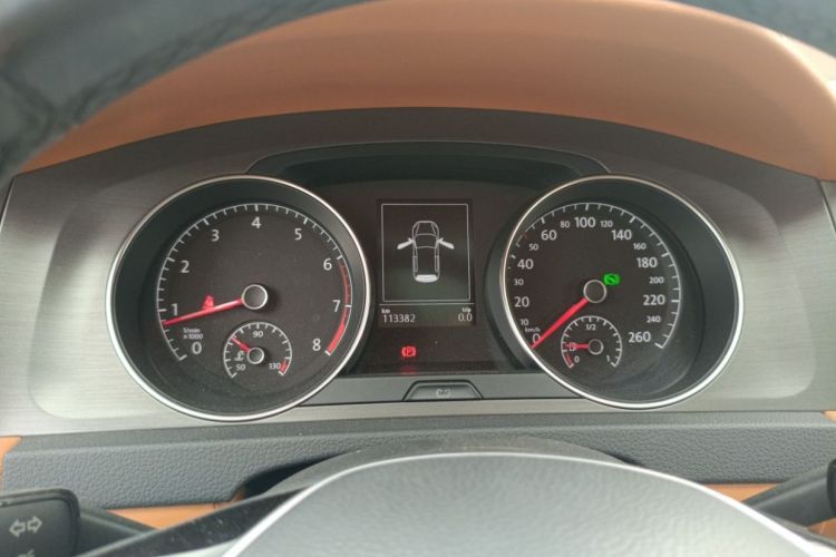 大众 高尔夫 2015款 1.4TSI 自动舒适型中控内饰15