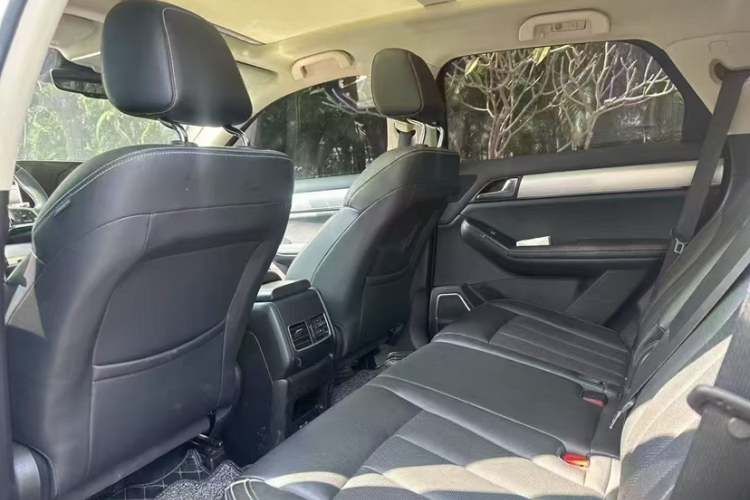 比亚迪 唐 2019款 2.0T 自动智联尊享型 5座 国VI中控内饰7003