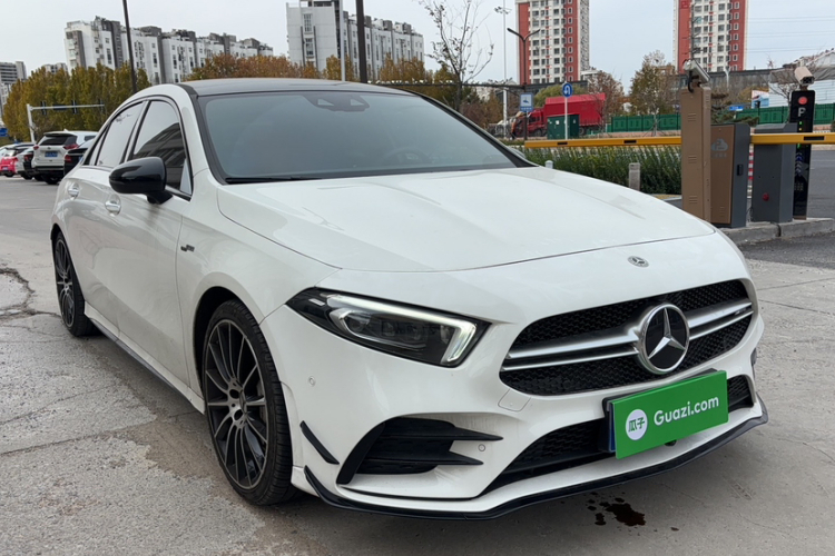 奔驰A级AMG 2023款 AMG A 35 L 4MATIC车身外观6006