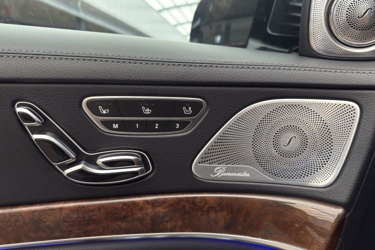 奔驰S级 2014款 S 400 L 豪华型中控内饰7004