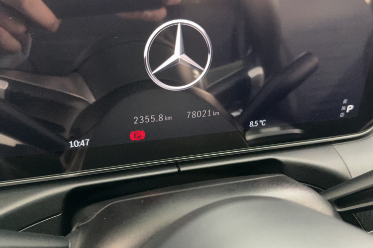 奔驰C级 2022款 改款 C 200 L 运动版中控内饰15