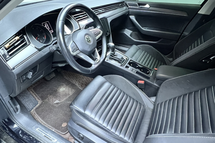 大众 迈腾 2020款 330TSI DSG 领先型中控内饰7002