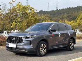 英菲尼迪QX60 2022款 2.0T 舒享版
