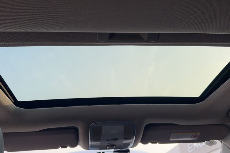 众泰T600 Coupe 2017款 1.5T 自动豪华型局部细节22