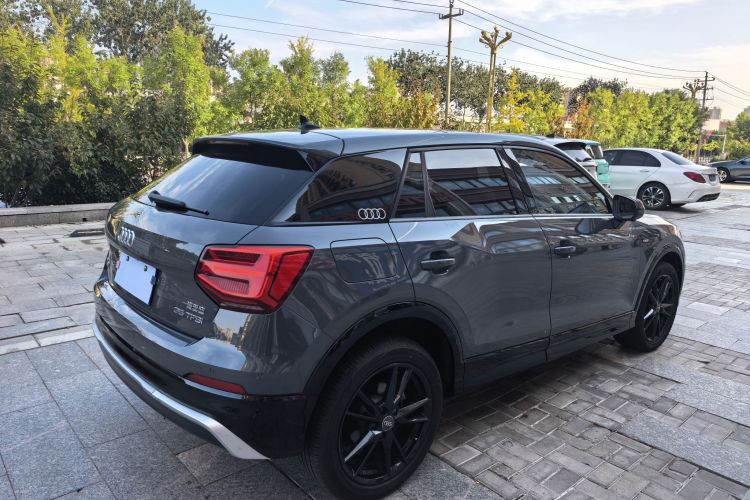 奥迪Q2L 2020款 35 TFSI 进取动感型车身外观6005
