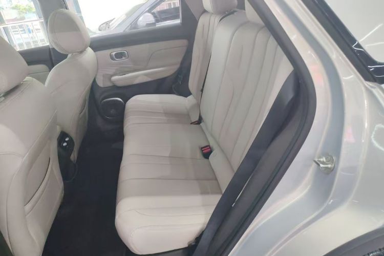 埃安 AION UT 2025款 420智尊版中控内饰7005