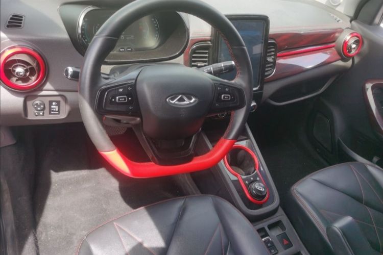 奇瑞新能源 小蚂蚁 2022款 甜粉款 半糖版 磷酸铁锂 29.2kWh 30kW 301km中控内饰7001