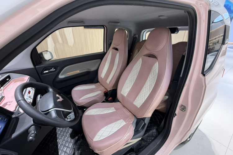 五菱汽车 宏光MINIEV 2021款 马卡龙臻享款 三元锂中控内饰7006