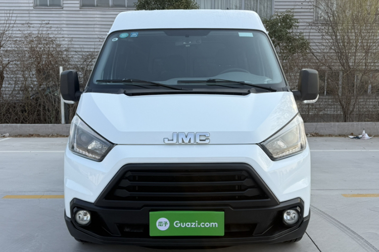 江铃 特顺 2019款 2.8T商运型短轴中顶6座国VI JX493车身外观6004