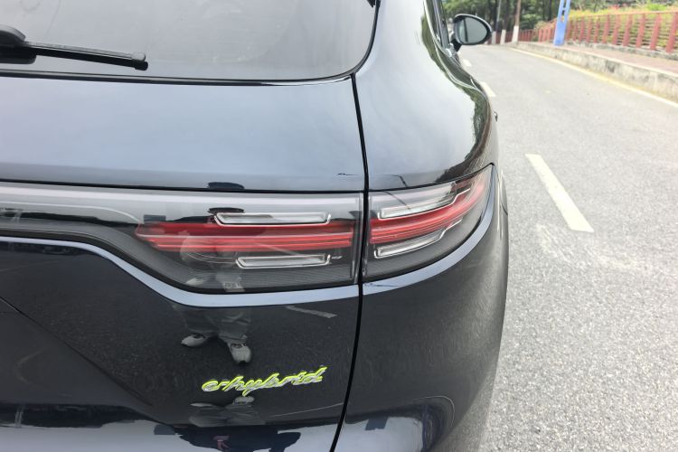 保时捷 Cayenne新能源 2019款 Cayenne E-Hybrid 2.0T车身外观6009