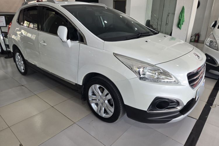 标致3008 2013款 2.0L 自动潮流版车身外观6008