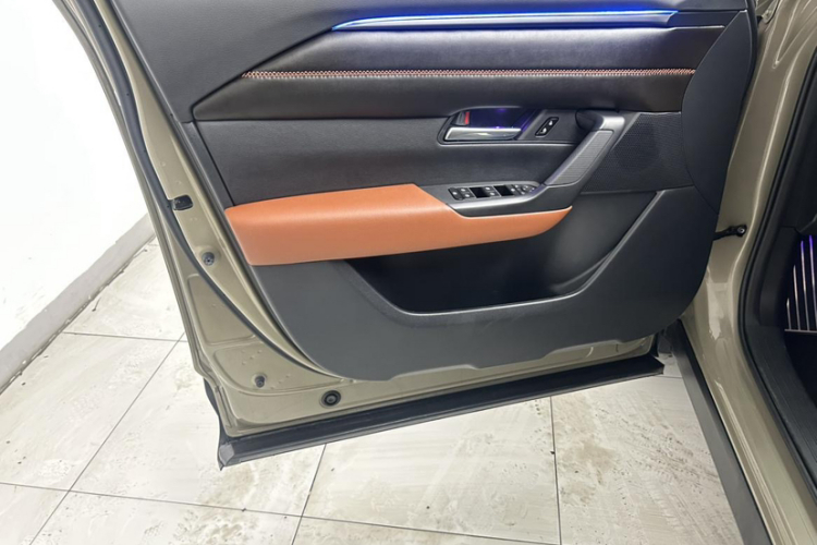 马自达CX-50行也 2023款 2.5L 尊行版局部细节16