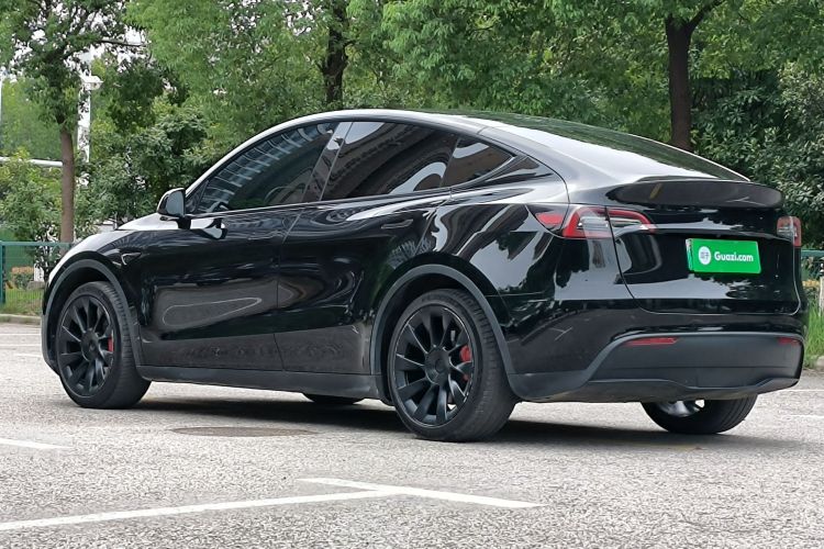 特斯拉 Model Y 2022款 改款 后轮驱动版车身外观6006
