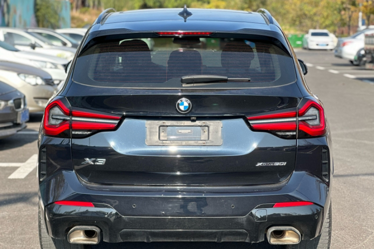 宝马X3 2023款 xDrive30i 领先型 M曜夜套装车身外观6004