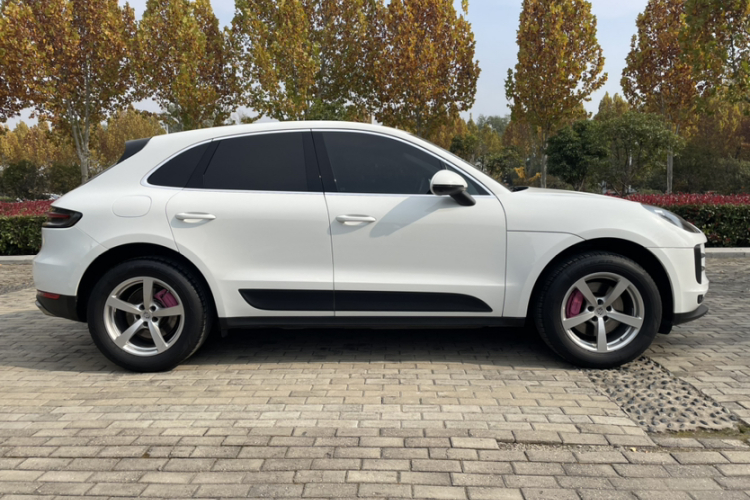 保时捷 2018款 Macan 2.0T车身外观6005