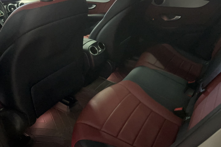 奔驰GLC轿跑 2020款 GLC 260 4MATIC 轿跑SUV车身外观6006