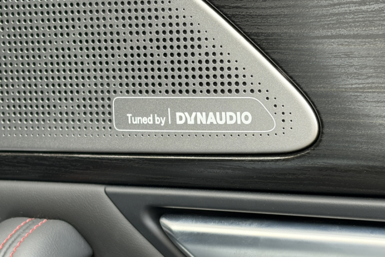 小鹏P7 2020款 670E中控内饰7002