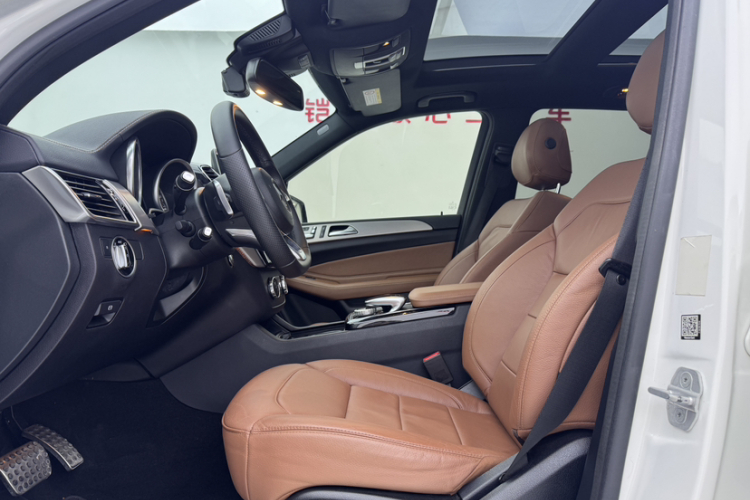 奔驰GLE 2016款 GLE 450 AMG 4MATIC中控内饰7006