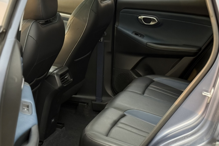 广汽传祺 传祺GS3 2023款 影速 270T R-STYLE版中控内饰7011