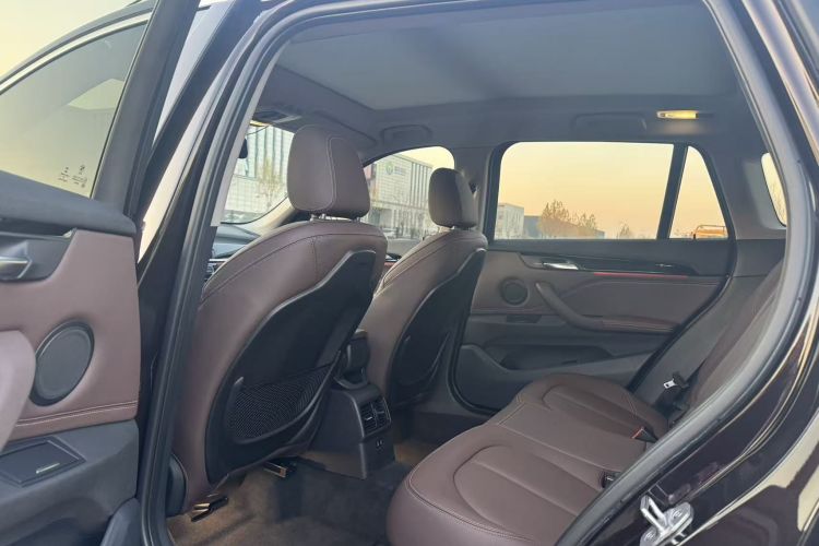 宝马X1 2020款 sDrive25Li 领先型中控内饰7004