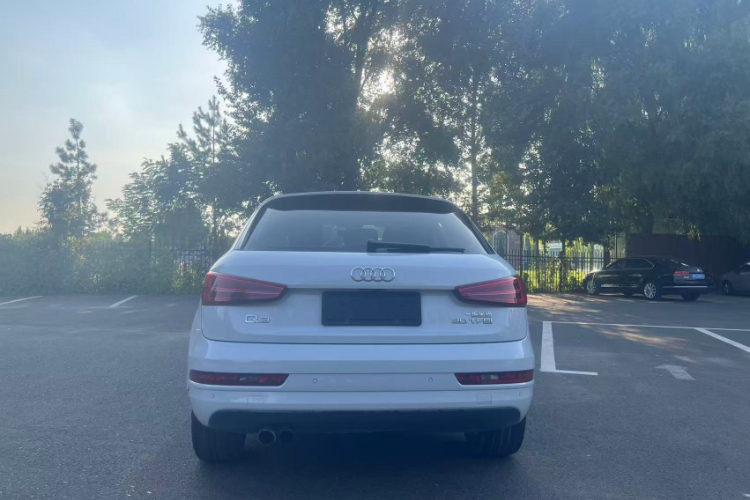 奥迪Q3 2018款 30周年年型 30 TFSI 时尚型车身外观6004