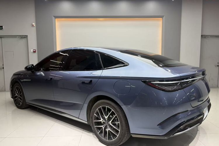 比亚迪 海豹07 DM-i 2025款 DM-i 1.5L 125km 精英型车身外观6010