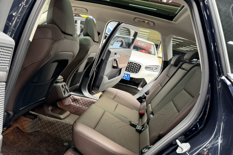 宝马X1 2023款 sDrive25Li M运动套装中控内饰7007