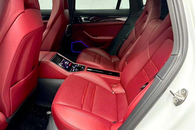 保时捷 2023款 Panamera 2.9T中控内饰7005