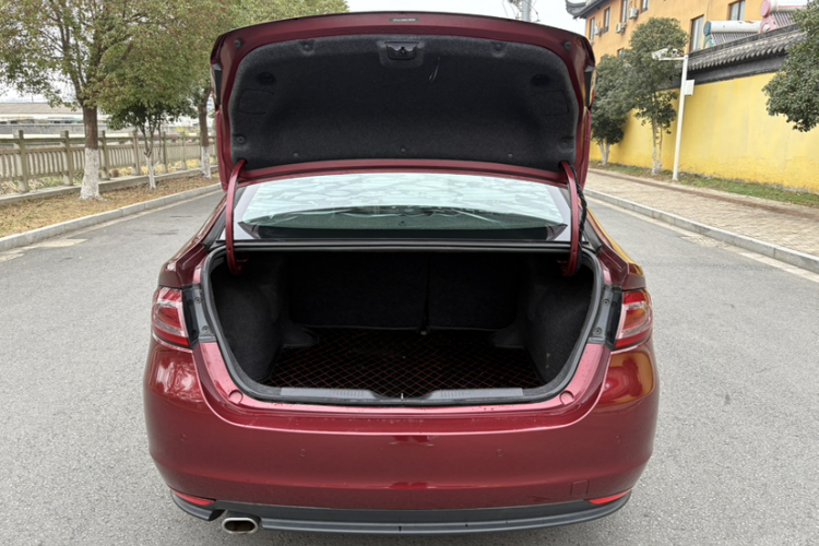 菲亚特 菲翔 2012款 1.4T 自动劲享版局部细节23