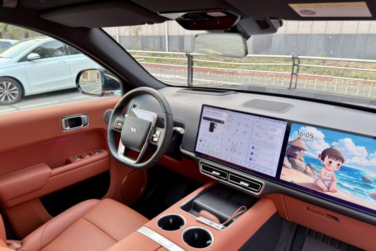 理想汽车 理想L7 2023款 Pro中控内饰7001