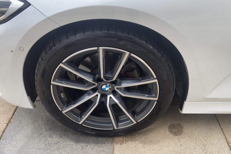 宝马3系 2021款 改款二 325Li M运动套装车身外观6007