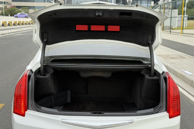 凯迪拉克ATS-L 2017款 28T 技术型局部细节23