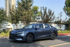 比亚迪 海豹06新能源 2024款 DM-i 120KM尊荣型