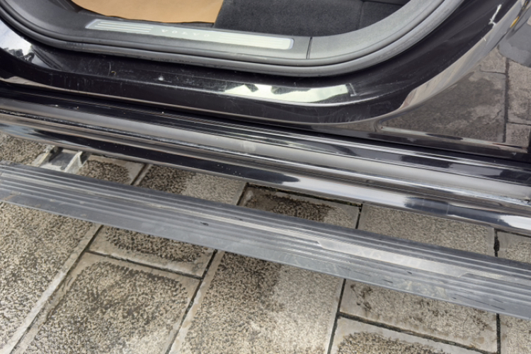 沃尔沃XC90 2018款 T6 智逸版 7座中控内饰7001