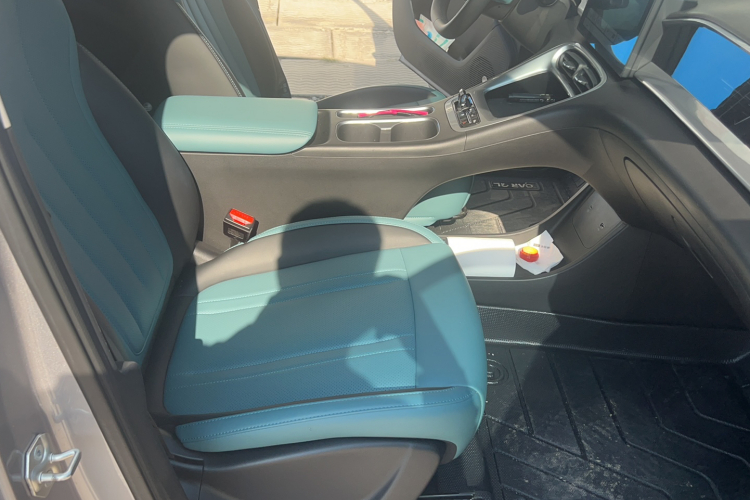 吉利银河 星愿 2025款 310km 青春版中控内饰7002