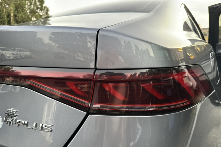 比亚迪 秦PLUS 2021款 EV 500KM 豪华型局部细节9005