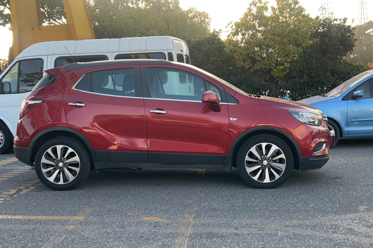 别克 昂科拉 2018款 18T 自动两驱都市精英型车身外观6009